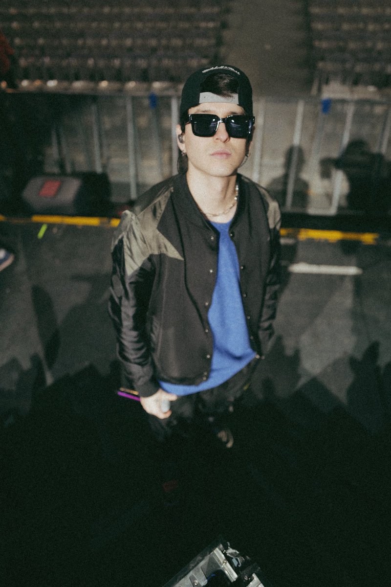 christophervele's tweet photo. Check check 🎤 https://t.co/ci6jSUQuA3
