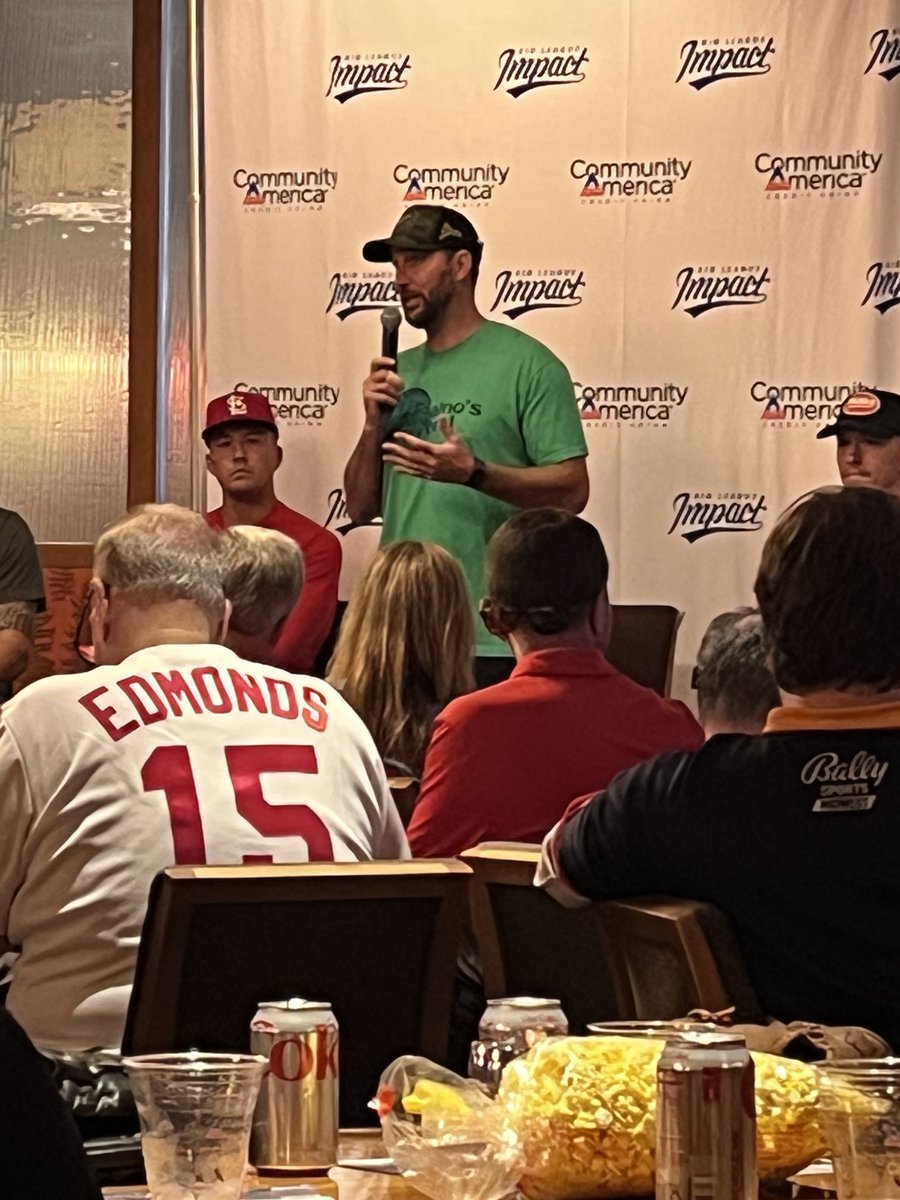 Alex Dimitrief tweet media