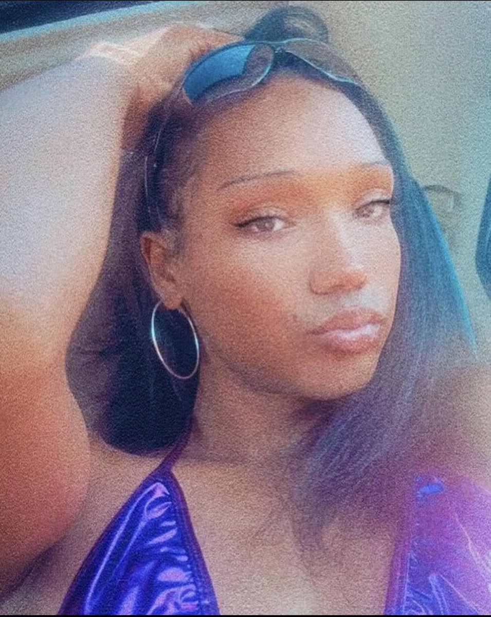 mewncakes's tweet photo. Hey y’all, 
Venus is a trans woman and a beloved member of our ballroom + drag scene. She was physically assaulted and kicked out by her family. 

She’s in process of getting a job but if you have anything to share while she finds stable housing, please consider supporting her. https://t.co/mbs6VAVTX1