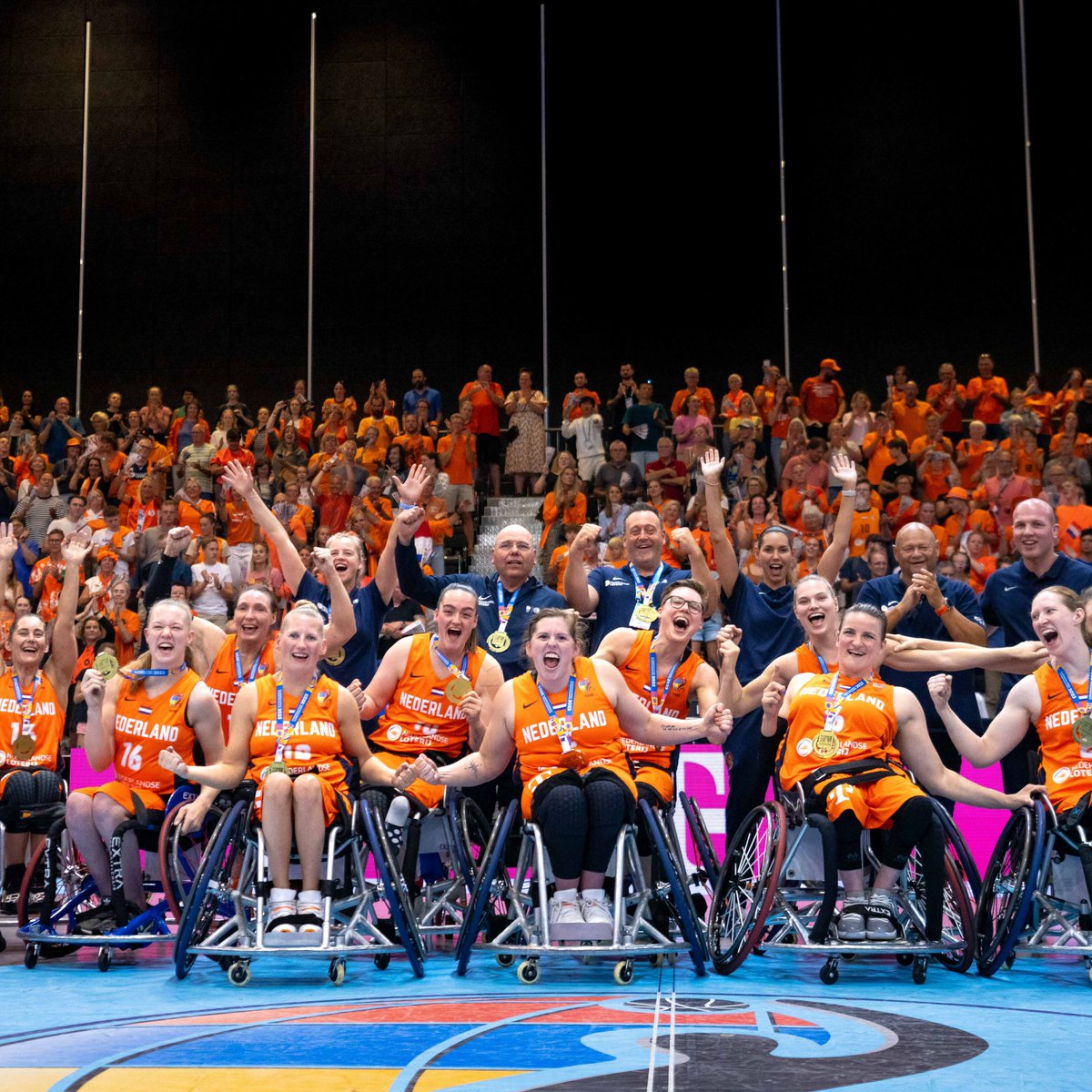 🥇🏀 | Dutch women's Wheelchair Basketball win gold medals during finals against Great Britain! 

In a spectacular showdown, the Dutch  emerged victorious with an impressive 58-36 victory over Great Britain in the final!🏆🙌 History is made! #EPC2023