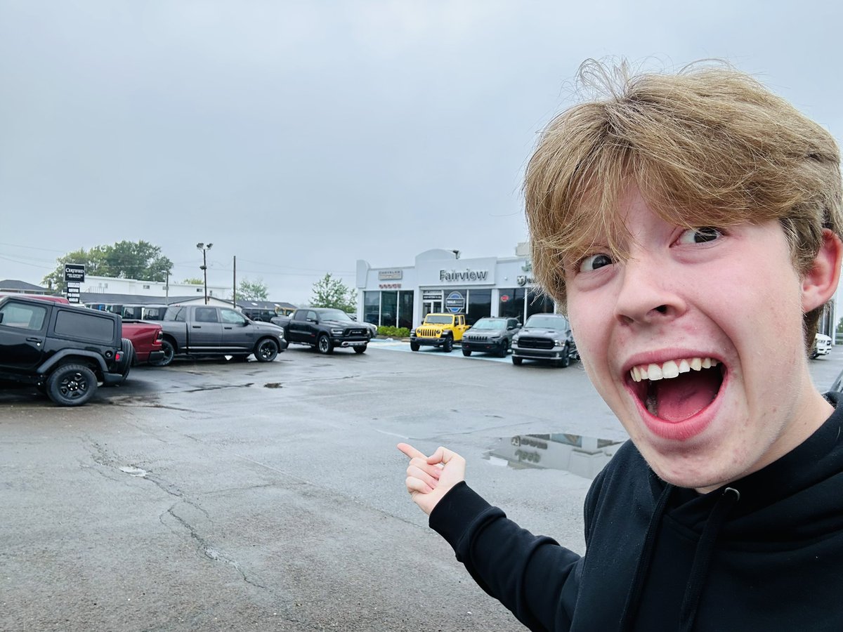 BounceRadio1053's tweet photo. 🚨RETWEET TO WIN A PIZZA OVEN🚨

Fairview Chrysler Dodge Jeep is FULL of AMAZING DEALS🤑 I’m talking about 20% OFF Classic trucks, $10,000 OFF Sports and $10,000 OFF Rebels🤯🤯🤯 And… they’ve got the NEW 2024 WRANGLER TO CHECK OUT‼️🛻

-Noah😎 https://t.co/05LuasREAG