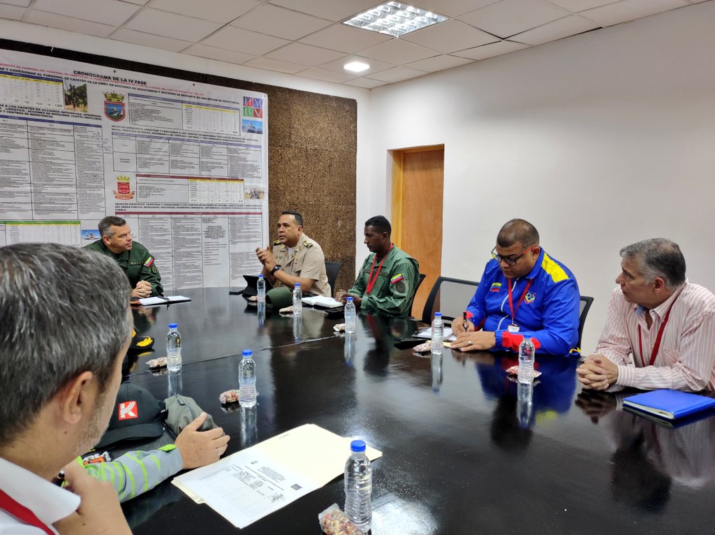 Umbv_Fanb's tweet photo. Rumbo a los juegos mundiales de Cadetes Venezuela 2024, se sostuvo reunión de coordinación entre la  @Umbv_Fanb, @FEDEFANB, @daex_ve y @feveti51 para fijar estratégias de preparación de los espacios y entrenamiento de los cadetes de la #UMBV 
#18Ago https://t.co/fhGRLXWGnW