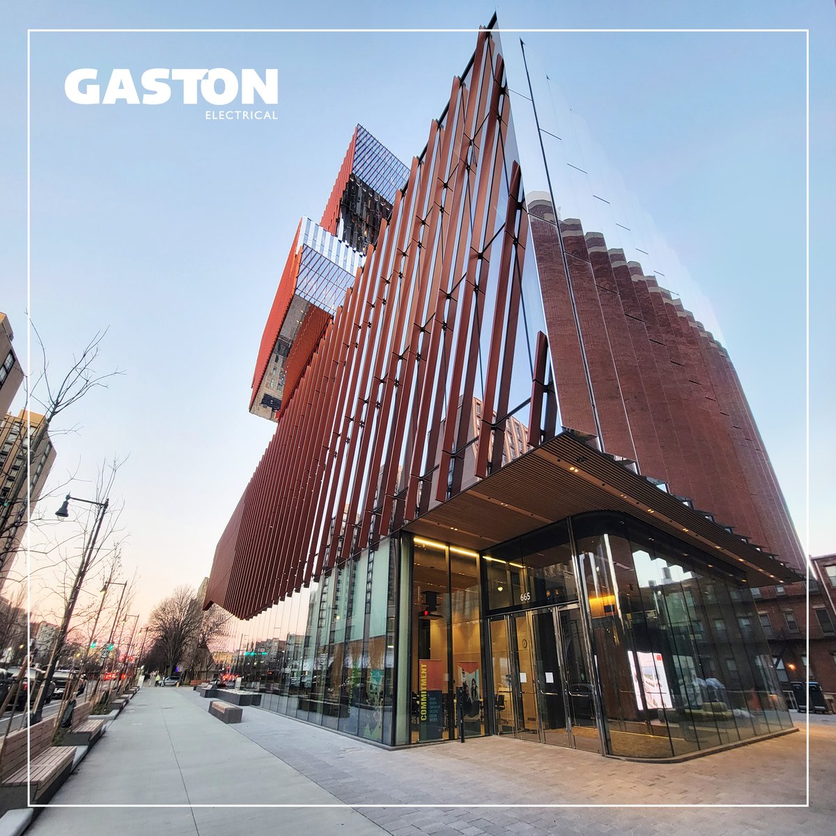 GastonElec's tweet photo. #FeaturedProjectFriday - The #BostonUniversity Center for Computing & Data Sciences is an iconic new addition to #Boston's skyline - where our skilled Teams worked hard as part of the @suffolkbuilds Team. @necaboston @IBEW103 #Sustainable #Design #Geothermal #WeBuildBoston https://t.co/CvW3jbnJLM