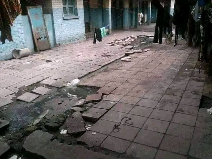coeurdafriqueM's tweet photo. 🛑#RDC:#Hier et #aujourd'hui L'hôpital général de #Kinshasa ex #maman #yemo, Reprend sa beauté et ses valeurs plus qu'avant .
On peut tout reprocher à ce régime mais jamais la volonté de faire du bien ,disait @PatrickMuyaya .
Bravos au #PRO5 et son gouvernement.
@damkup https://t.co/6F5R4HEmEP
