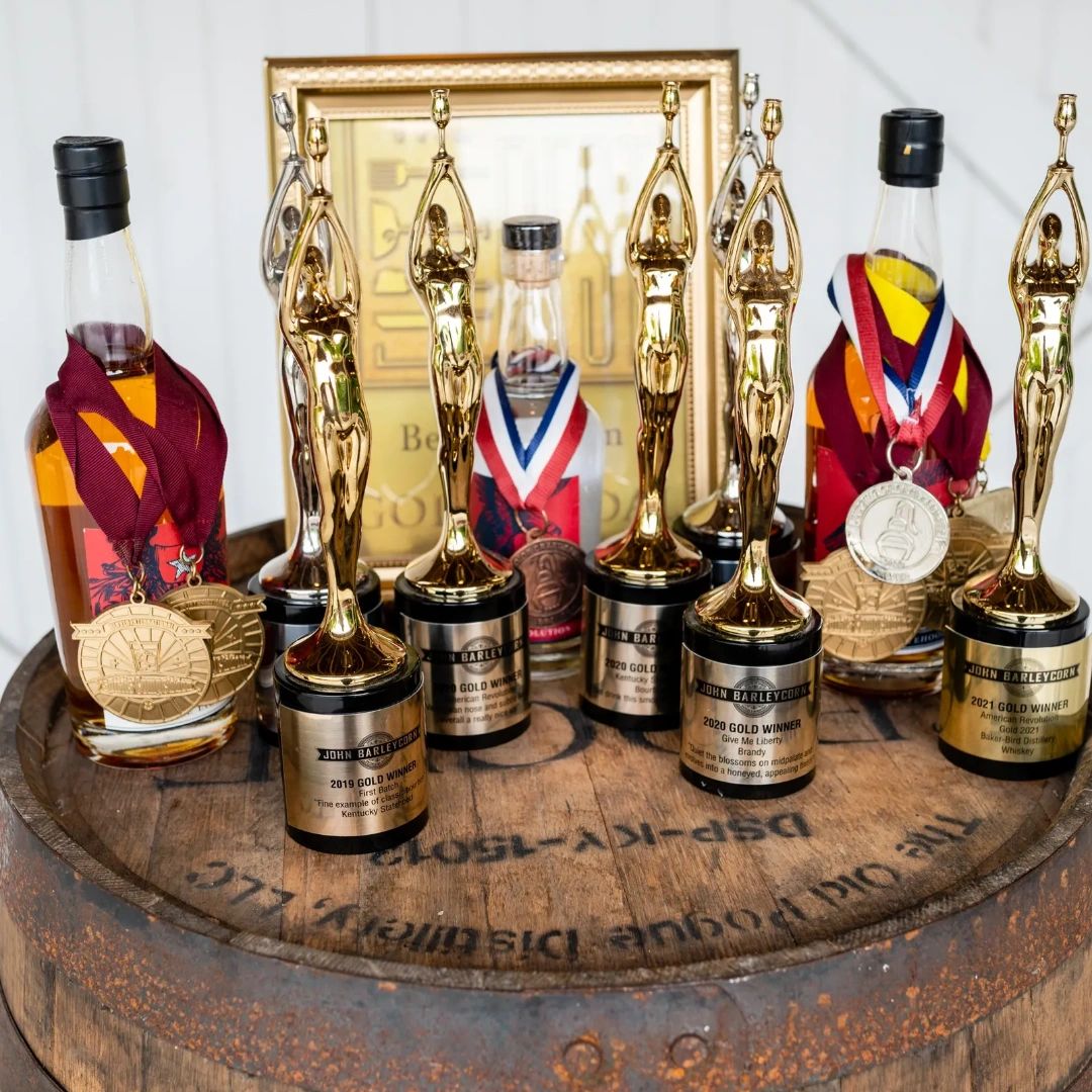 bakerbirdwines's tweet photo. Discover the rich history of Baker-Bird Winery &amp; Distillery by exploring our website! From our internationally-acclaimed wine and bourbon recipes to unforgettable wine tours, there's something for every spirit enthusiast. *Walk-in guests welcome*

https://t.co/yqp4FuWTtQ https://t.co/2qgIN8QosK