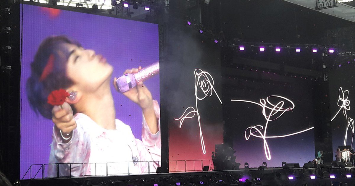 jinslookbook's tweet photo. this genre of seokjin >>> https://t.co/VJLN50EbuF