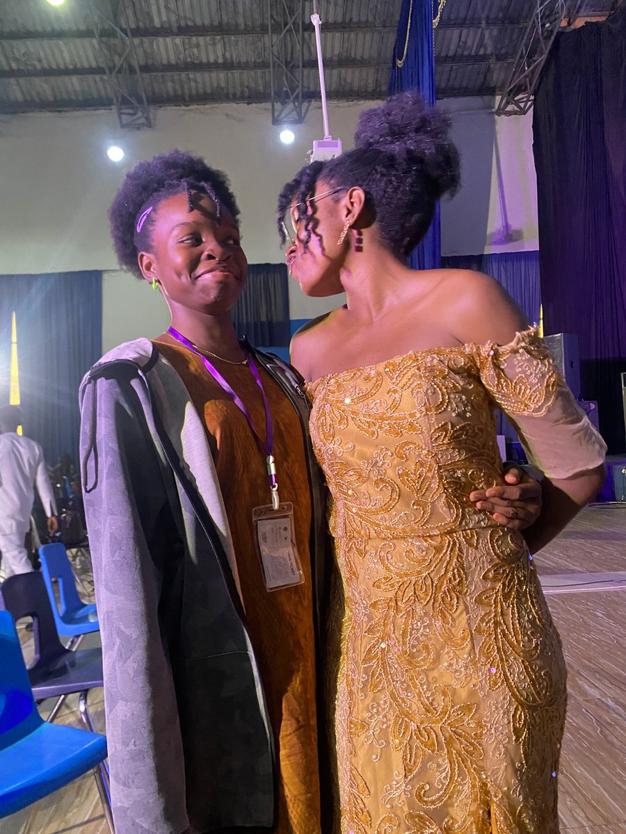 joyce_r3d's tweet photo. Day 5 @YWAPhq boothcamp Nigerian day. I didn’t get any pictures alone so I’ll be posting with friends 🥰
I think this was one of those days I was opportune to take pictures with other people ❣️@rohi_shaapera
#boothcampxvii #bcxvii #ywapbcxvii #youthcamp #abujacamp #nigerianyouth https://t.co/NSta5VILFp