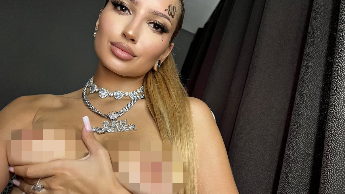 Seremis69's tweet photo. Uncensored on https://t.co/TTFfD45rC4 https://t.co/smsq26sv3g