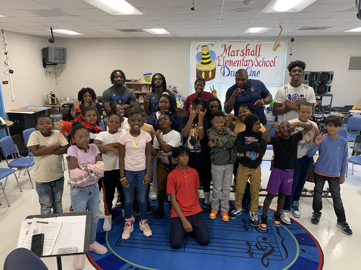 SCStateMBB's tweet image. We had a great time talking and hanging out with the students of Marshall Elementary School today. 

As well as the fun stuff, it was nice hearing about their goals of being doctors, veterinarians, pediatricians, lawyers and role models in their community. ♥️💙 #WeAreSCState