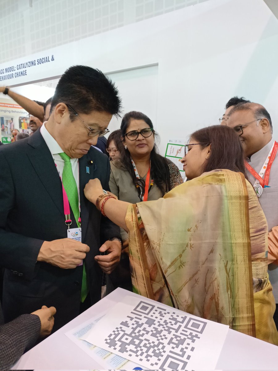 Hon'ble Minister of Health and Family Welfare, Govt. of India, Dr. Mansukh Mandaviya &amp; Japan's Health Minister H.E. Katsunobu Katō visited the information kiosk of NOTTO on the day two of the #G20 Deputies and Health Ministers Meeting at Gandhinagar, Gujarat. 
#G20India