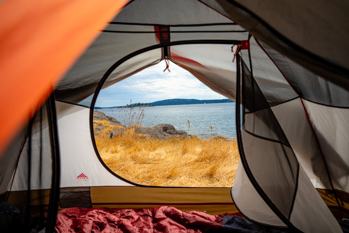 Surfrider's tweet photo. Waking up to this view: 10/10 recommend. πβΊοΈ
Where are you adventuring this weekend? Quote retweet and let us know!
πΈ: Craig Thompson
#ProtectAndEnjoy https://t.co/sPazAin9o3
