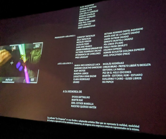 ScubaTrans's tweet image. Qué linda sensación es sentarse en un cine a ver una peli que viste nacer y crecer... y hasta pusiste tu granito de arena en lo que sabés (traducción de la gacetilla :D). ¡Gracias @ComunidadOrsai @casciari @soynachomerlo por la oportunidad!