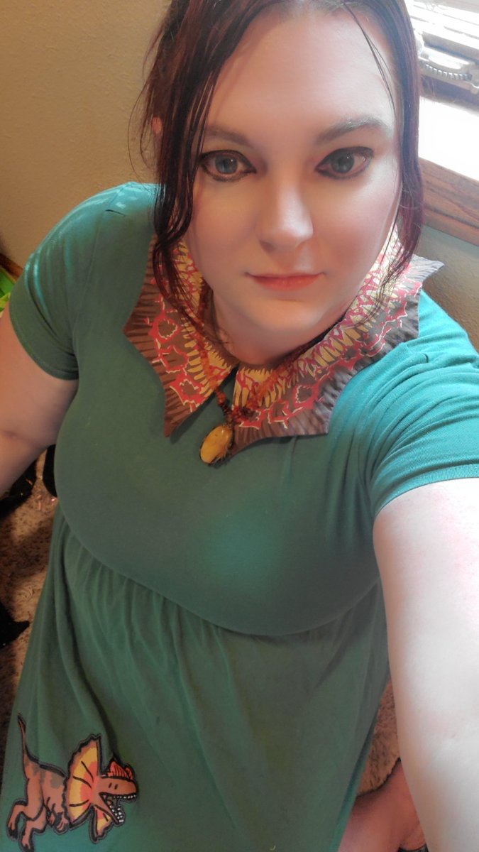 Kemeah520's tweet image. @IGGPPCamp 
Closet cosplay day 2
Gotta go back in time
Decided to be a dinosaur
#IGGPPCamp #TroopVortex #IGGPPC
#selfie #ootd #JurassicPark