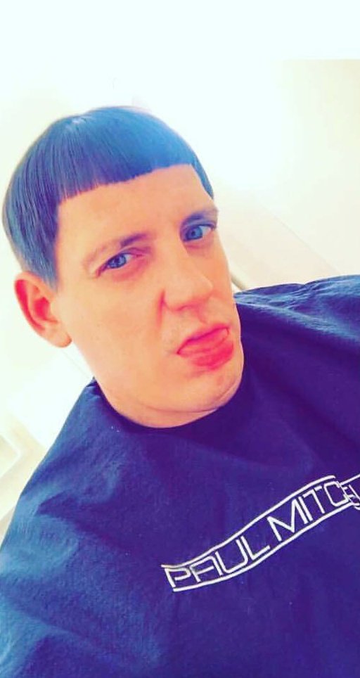 ChizzelWizzel's tweet photo. @MoneyBoy_GUDG Hier noch cleanere Version mein bre https://t.co/1261v8Bocn
