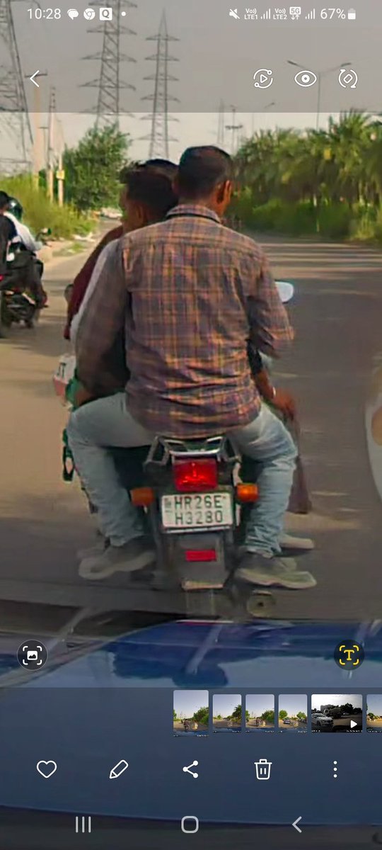 ankur1236444's tweet photo. @TrafficGGM @IGtraffic_hry @police_haryana Clear negligence and rash driving...4 people on bike without HELMET. As per Section 279 of the Indian Penal Code, action must be taken for such riders. Kindly look into this. https://t.co/vBYEbZTXW8