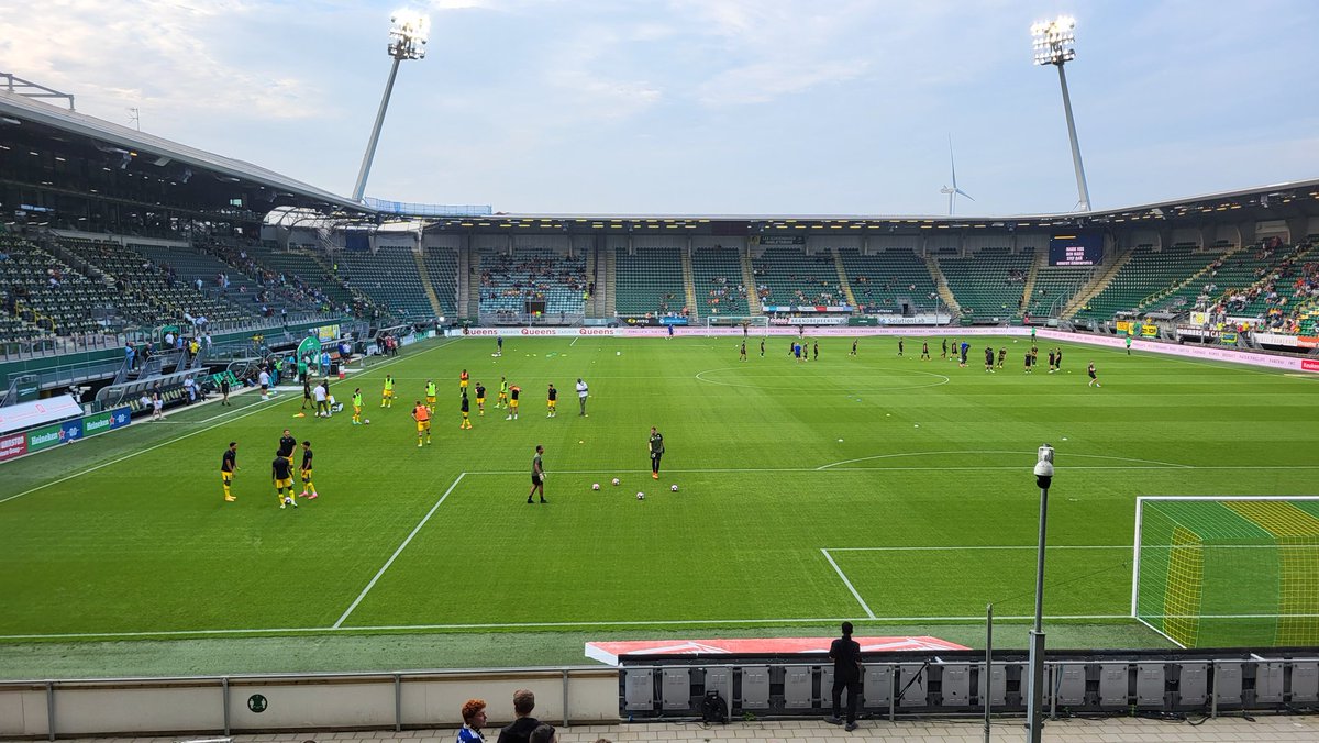 StefanvdM's tweet photo. We mogen weer... #adorod #adodenhaag #seizoen2324 #kkd https://t.co/U605VWIC38