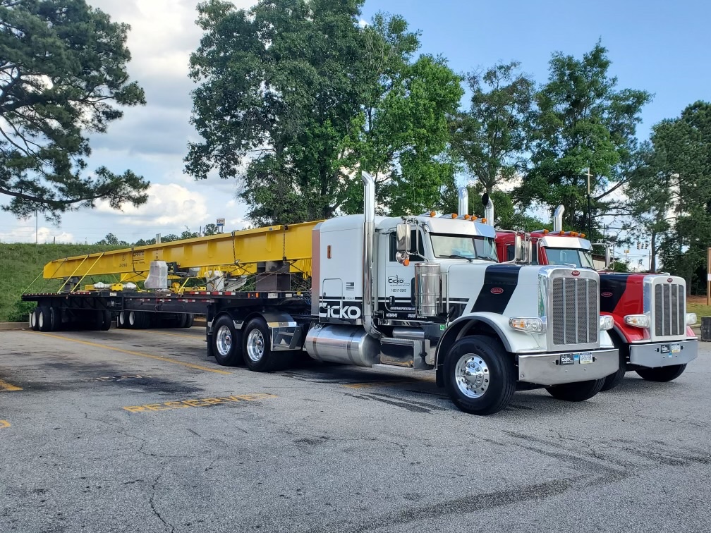 CickoT's tweet photo. Have a super long piece of equipment to ship? No problem for us here at CicKo.

These crane beams made it easily from point A to point B with our experienced drivers and their know-how.

Free quote: https://t.co/v9Y6LXXJCM https://t.co/ykBfJIFSoy