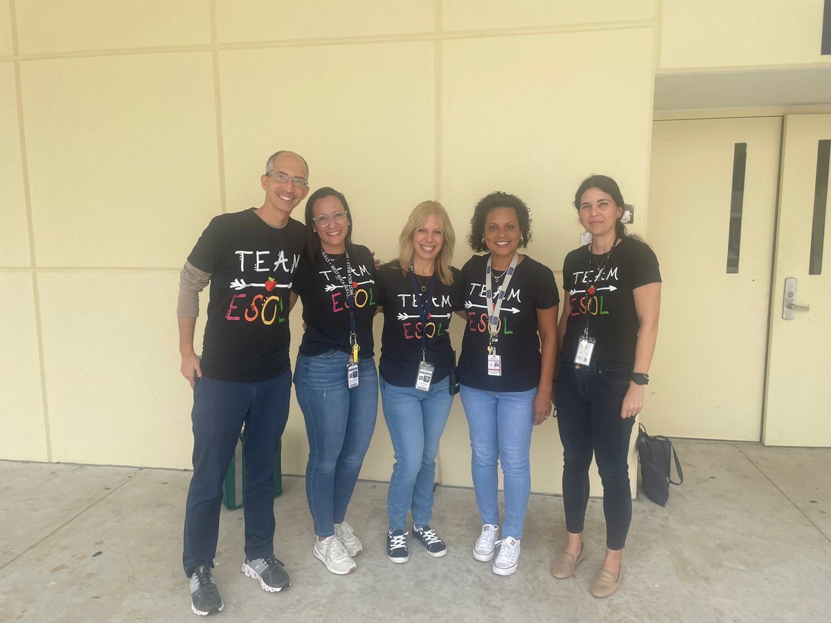 ESOL team at the best school on the planet 🤘🏼I hope everyone has a great school year 💗 <a href="/WBHS_ESOL/">West Boca HS ESOL</a> <a href="/MsO_BullsAP/">Ms. Ostrow</a>