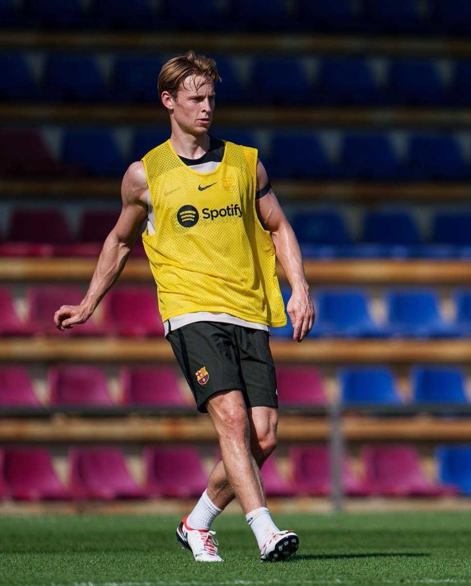 Merms1x's tweet image. Mi capi❤️💙