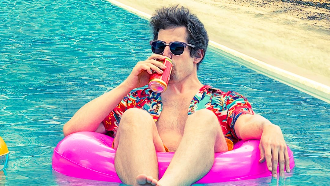 CultureCrave's tweet photo. Happy 45th Birthday to Andy Samberg 🎂 https://t.co/uRDOluLFsn