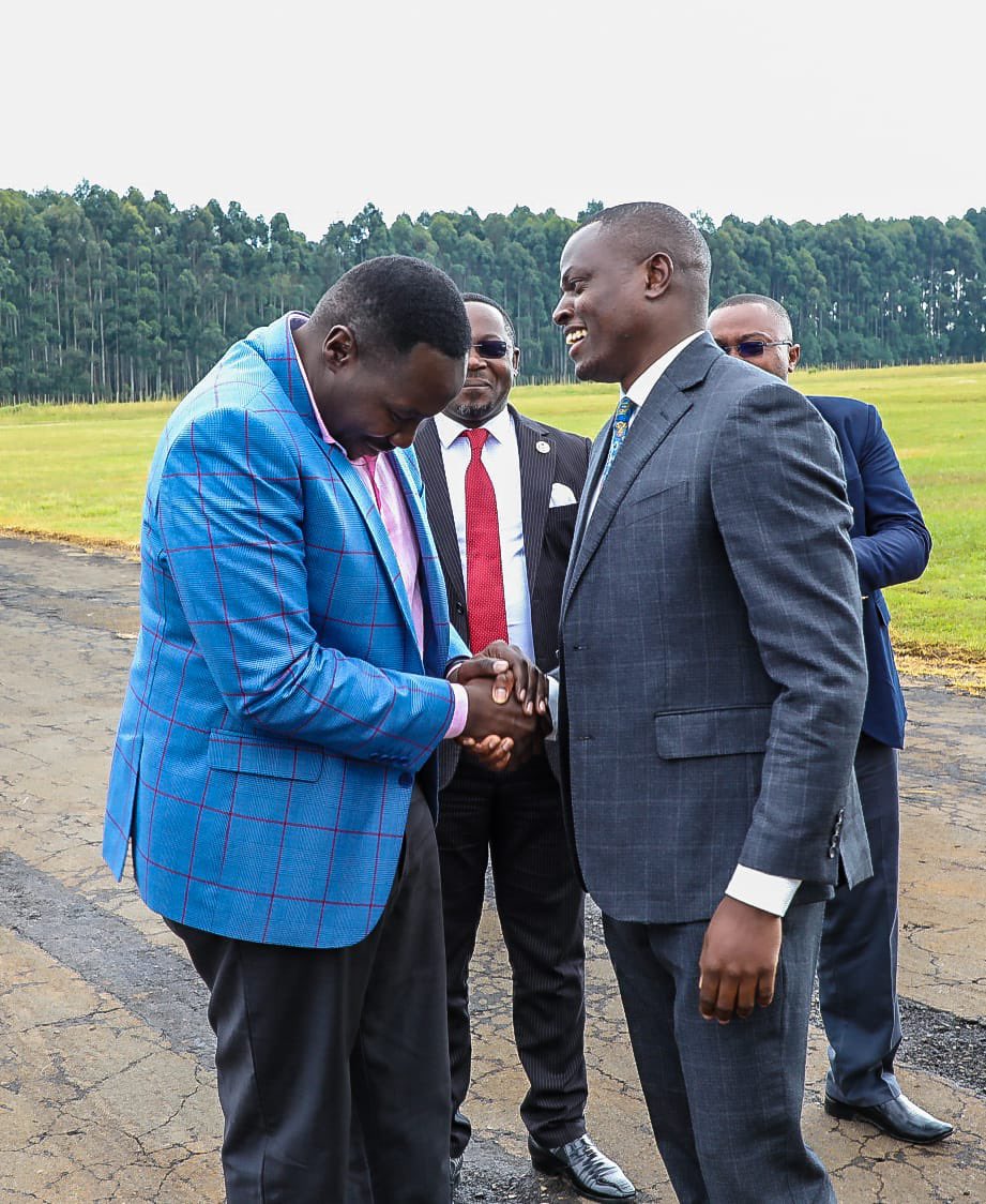 WillisRaburu's tweet image. It was amazing attending #DevolutionConference here are my takeaways;
🤝 **Local Empowerment**: Devolution gives YOU a voice in shaping policies that affect YOUR community. When decisions are made at the local level, they reflect your unique needs and aspirations. Let's build a…