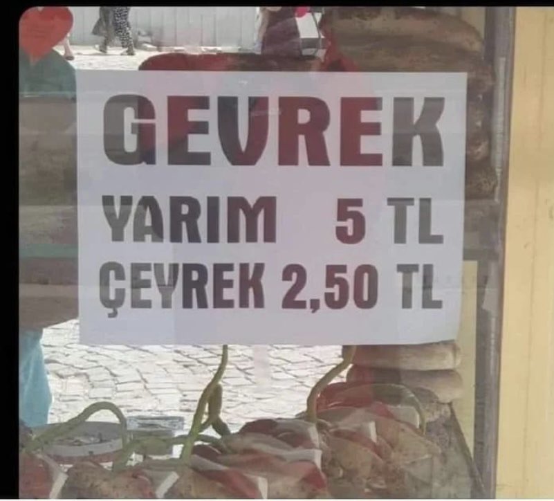 'size simit de  yedirmeyeceğize'uzanan bu  öyküye katkısı olanlar!!çeyrek simide muhtaç kalın e mi!
#ZamGeldi 
#enflasyon
#EmekliyiKÖKtenÖldürdünüz