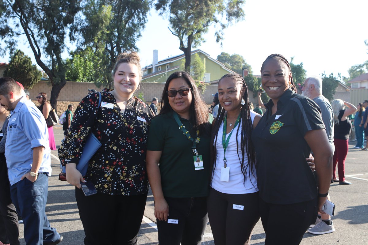 CALcharters's tweet photo. .@ASAFontana, the first charter school authorized by @FontanaUnified, just celebrated its grand opening. Congrats to them! Mayor Acquanetta Warren and school board president @mars4fusdboard were special guests. #CAcharters