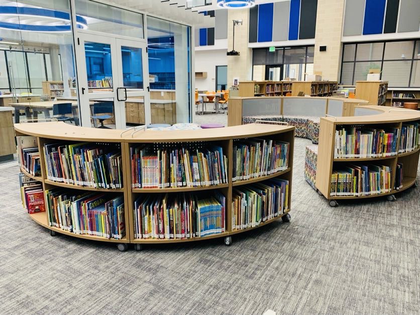 LiteracyForTX's tweet photo. NEW collection in @BryanISD for #sadberryintermediate! Curriculum aligned high interest titles from @CapstonePub & @ABDOpublishing are housed in one of the most beautiful library spaces we’ve seen! Collection is maximized for #accessibility and #browsability @BISD_Libraries https://t.co/bB2Hg5g5Jg