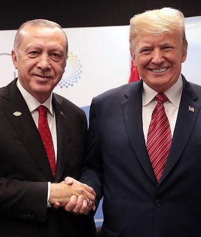 eduardomenoni's tweet photo. 🚨| ÚLTIMA HORA: TURQUÍA ha PROHIBIDO los medios y el contenido LGBTIQ+ dirigidos a los niños y jóvenes. ⚠️ ¿Apoyas esta contundente medida? https://t.co/OLTgTUDNWE