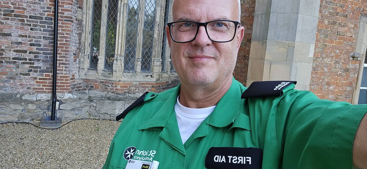 My SJA Friday Evening  @AyscoughfeeHall for the open air screening of The Greatest Showman Singalong #MySJAday #Spalding <a href="/SJALincsNotts/">SJA Lincolnshire & Nottinghamshire</a> <a href="/stjohnambulance/">St John Ambulance England</a>