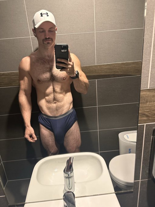 Crazy what a little dieting can do to your physique! 5 weeks out from my bodybuilding comp so we&rsquo;ll see