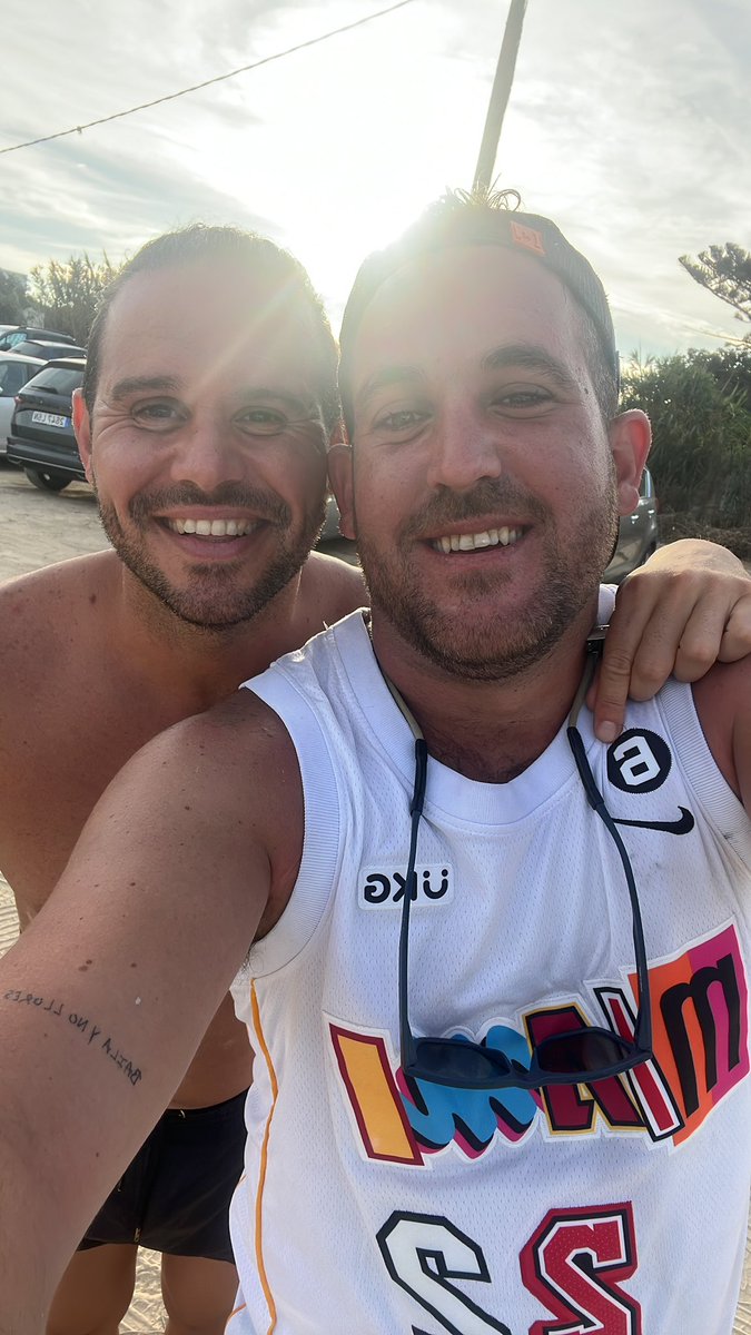 jesus8HFS's tweet photo. Esta noche estaremos en directo en Twitch haciendo una guerrita de espadas, esperamos la colaboración de @adaytraun y @GonHerRui 

Actores principales @afeliantu y un servidor https://t.co/DGdVProR54