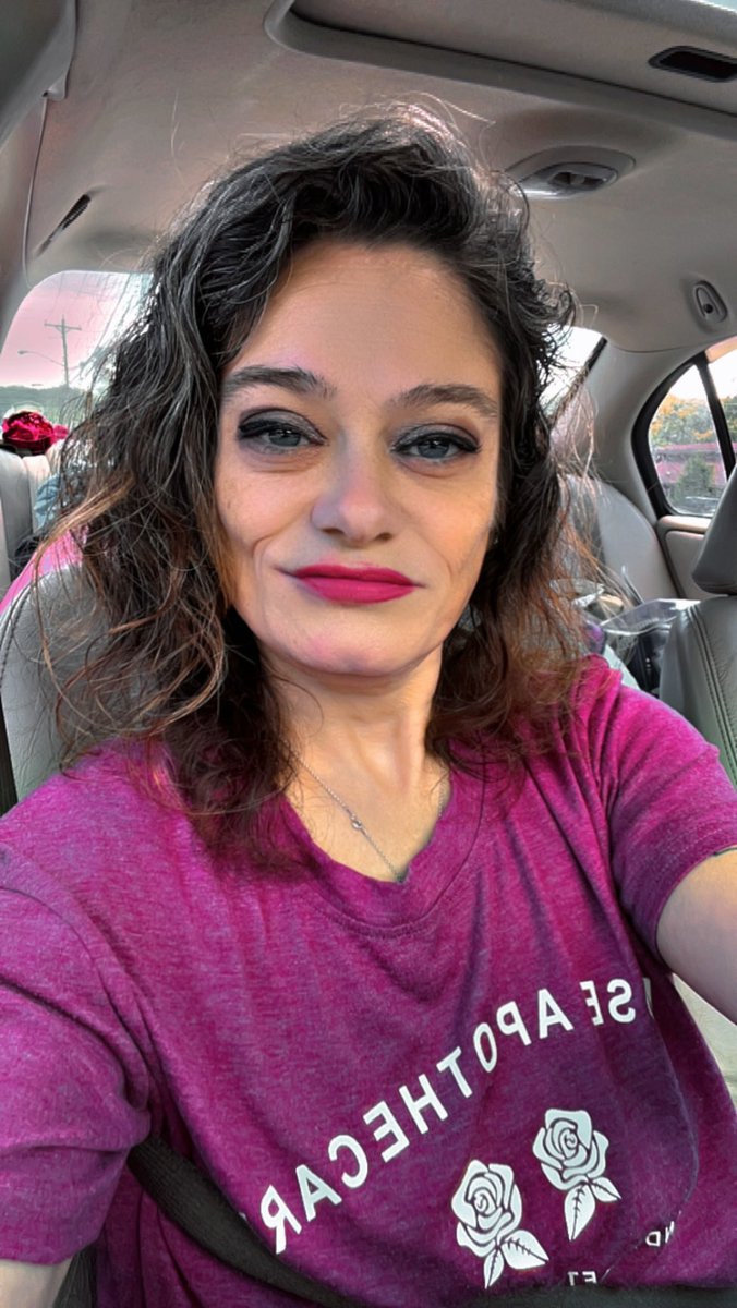 GG_FFBOTS's tweet image. There are two sides to every story, there’s also two sides to Geminis 😹 

Finally feeling a little bit more normal since the expo bubble. It only took me four days. #twosidestoeveryTracy #gemini #crazymofo #FFExpo2023