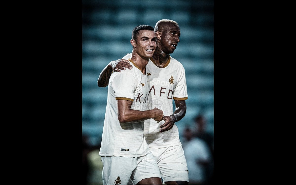 NEXT_LEVEL7372's tweet photo. Cr7 x Talisca 💞 https://t.co/3zZKlWmhVI