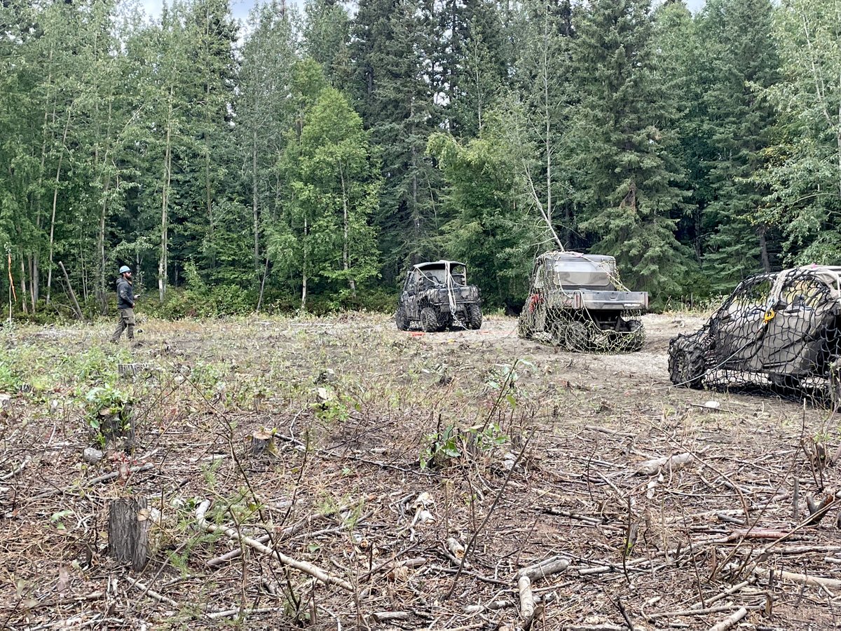 AK_Forestry's tweet photo. #AndersonComplex Update: Minimal fire activity reported. High water near #BirchCreekFire made it necessary to airlift crews and UTVs out of the area.
https://t.co/yBb5FjsIkL
#2023AlaskaFireSeason https://t.co/xLKoH0reRb