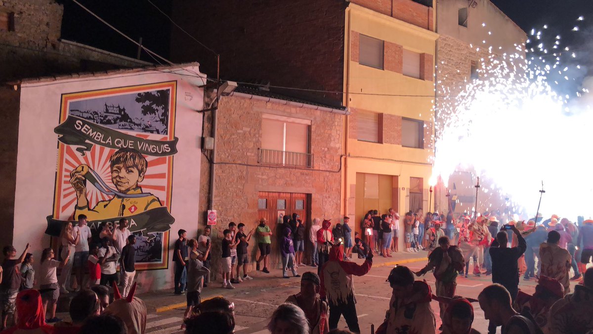 Felicitats Calents i Cornuts d’Arbeca, <a href="/DiablesRiudoms/">Diables de Riudoms</a> i els Diables de Cambrils pel magnífic Correfocs de Festa Major d’Arbeca.