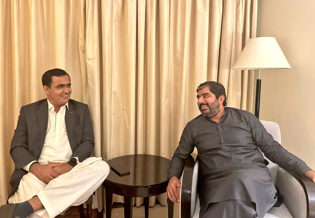 RabNBaloch's tweet photo. Happiest birthday to dear brother @ShaikhShahjahan 🎉🎊🎉🥳🎂
Many many happy returns of the day. https://t.co/CUcKttvrky