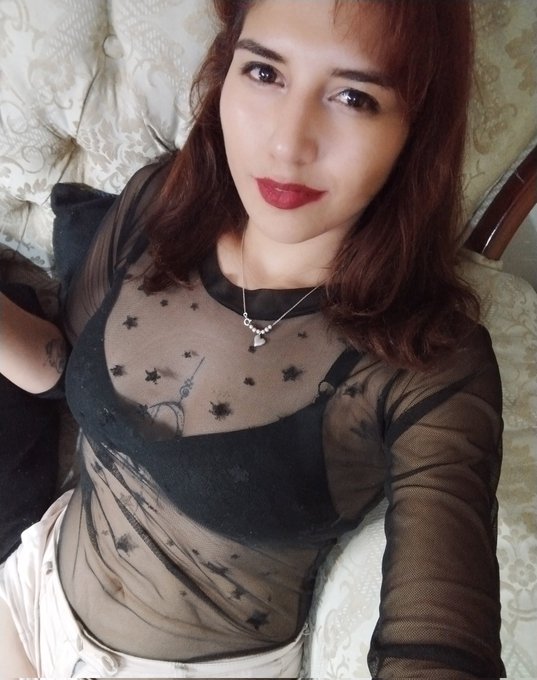 😍 Feliz viernes! ❤️😋 https://t.co/t6yJ1rysam<a href="/tag/nuevafotodeperfil"class="tags"><span>#nuevafotodeperfil</span></a>