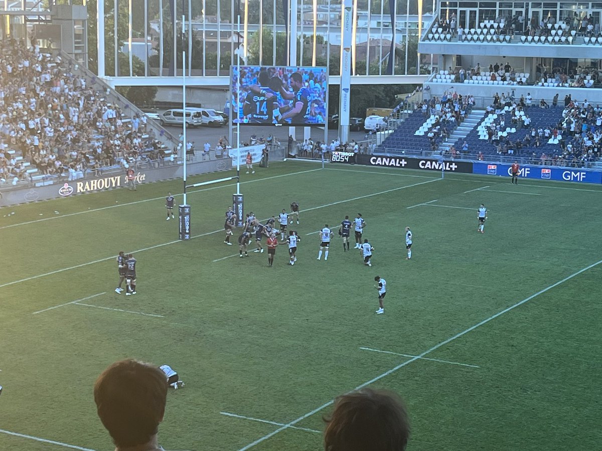 Quel gâchis de la part du CAB qui avait les moyens de l’emporter à Agen mais qui est plombé par son indiscipline avec 4 essais concédés en infériorité numérique. Le bonus défensif et rien d’autre. Défaite 32 à 29.