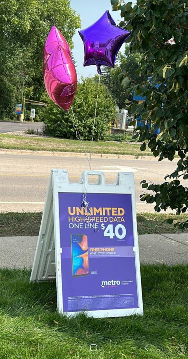 #SaifNation is out at the #OWATONNAFAIR today telling everyone about <a href="/MetroByTMobile/">Metro by T-Mobile</a> and NADA YADA YADA!!! NO Contract, NO Price Hikes, NO Hassle!! Just AMAZING Wireless Service!! Stop by and see us!  <a href="/WinstonAwadzi/">Winston Awadzi</a> <a href="/ShelleyMarsh30/">Shelley Marsh</a> <a href="/TimMiller44/">Tim Miller</a> <a href="/GephartShaun/">Shaun Gephart</a>