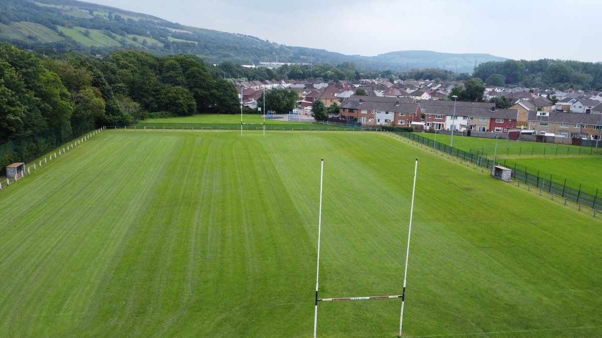 Any referees available for a 12:30pm ko tomorrow? Rhydyfelin v Bonymaen ....... 🤞

#nightmarepreseason