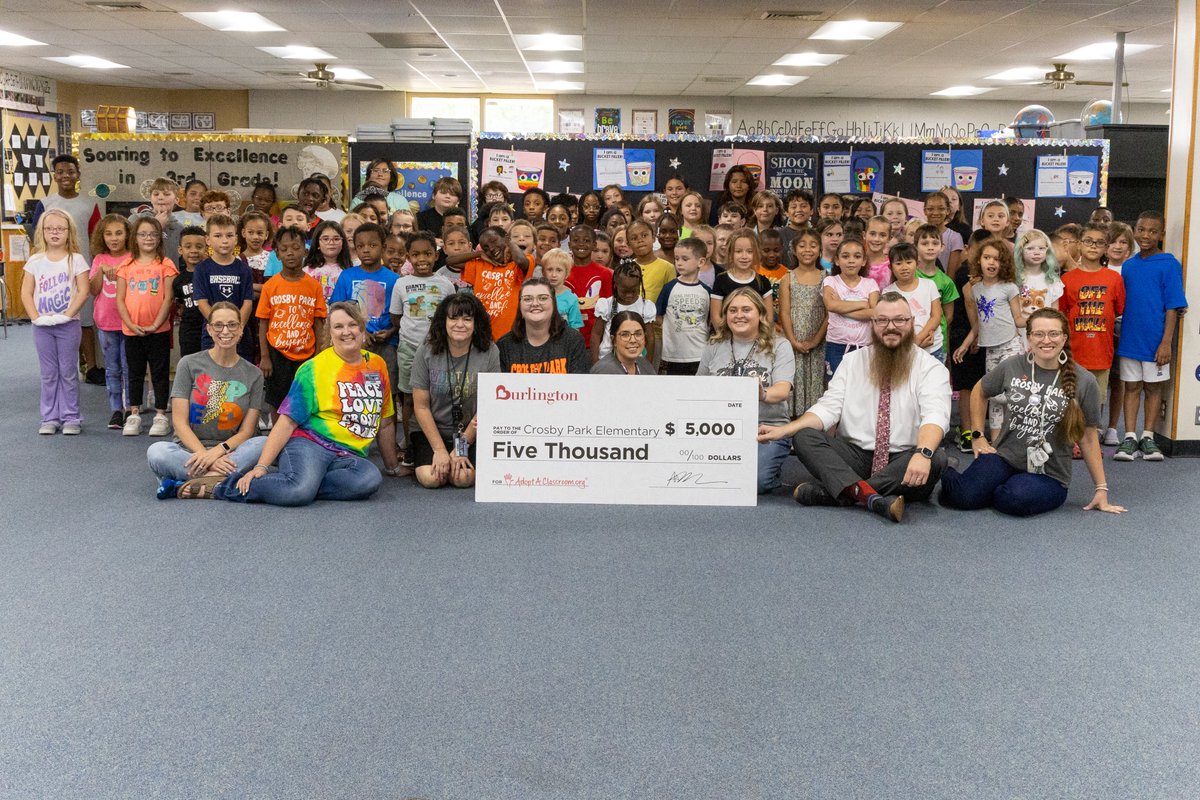 LPSProjectAWARE's tweet photo. Thank you to @BurlingtonStores &amp; the nonprofit @adoptaclassroom for their support of our classrooms &amp; students at Crosby Park! We are thankful for the $5K donation to support our students!
#WeAreLPS #LawtonPS #Oklaed #CommunityCollaborations #BurlingtonEmpowersStudents https://t.co/AjuO8eIYui