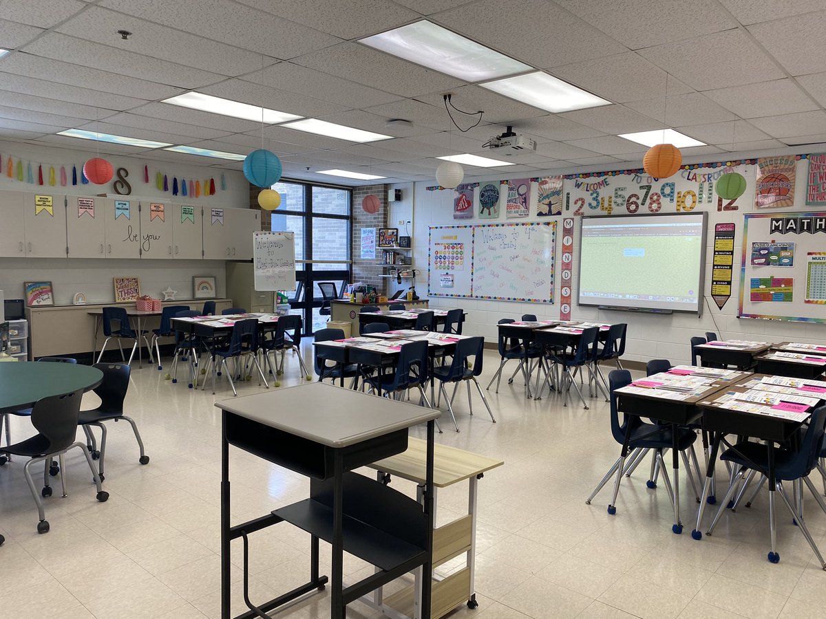 Ms. Snell tweet media