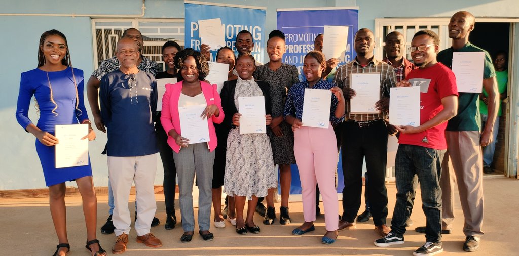 misamalawi's tweet image. We developed Essential Journalism Skills module to teach community broadcasters how to produce quality and audience-oriented radio programmes. We have trained 83 broadcasters thus far.
Partnership: @dw_akademie
#JournalismEducation
#MediaDevelopment