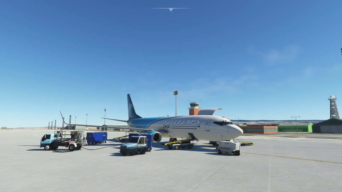 FullFlaps_esp's tweet photo. Nuestro Boeing 737 versión cargo, recién aterrizado en la base aérea de Zaragoza desde Alicante, transportando materiales militares. Acto seguido, cargará mas material militar para Badajoz (LEBZ). https://t.co/0bOfEjOKX0