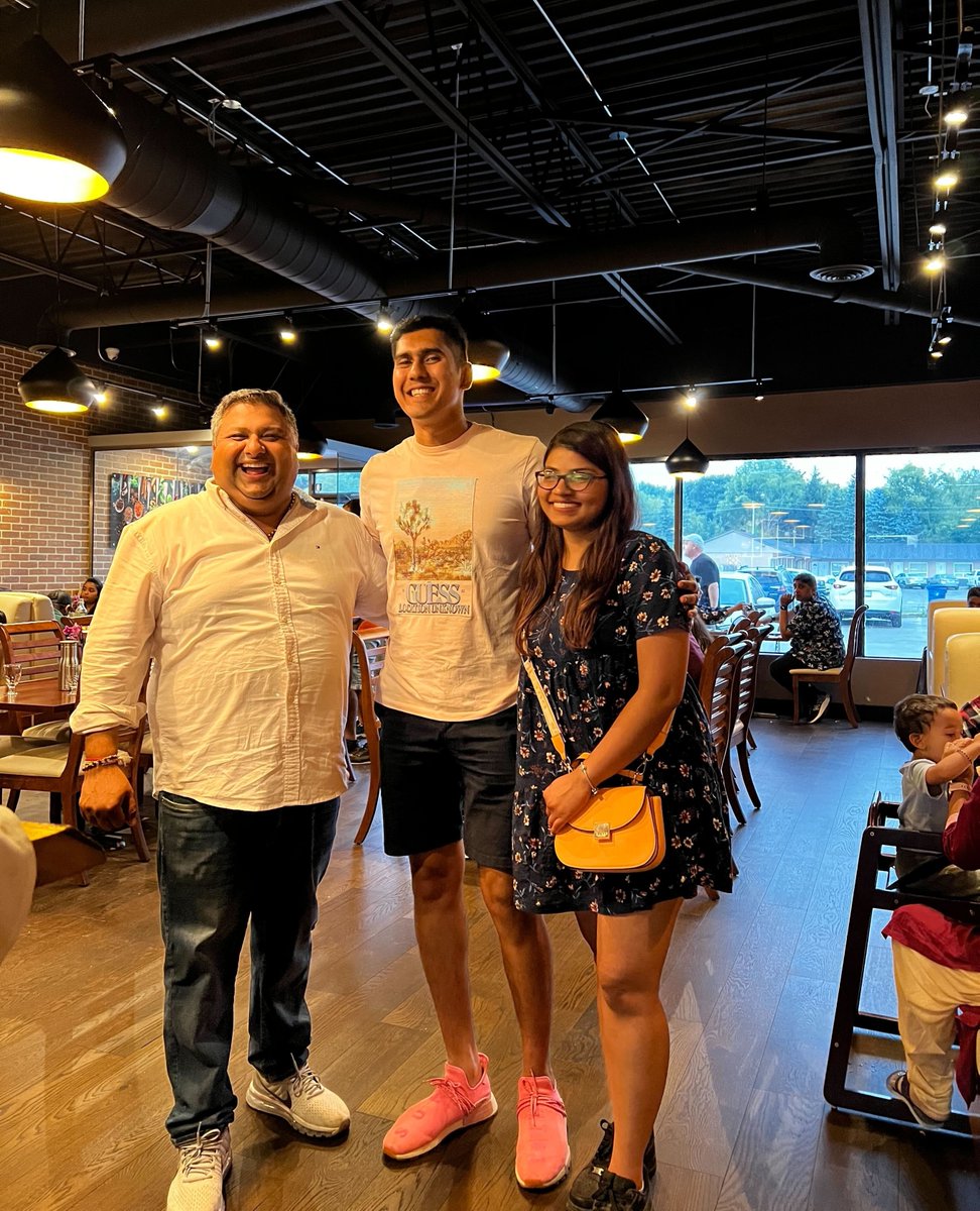 GoSnappyio's tweet photo. Pratik visited #SnappyPowered restaurant @indiandesireca in Owen Sound.

Indian Desire offers artistic, yet affordable modern Indian dishes at their locations in Toronto and Owen Sound. https://t.co/wfdoameCQt