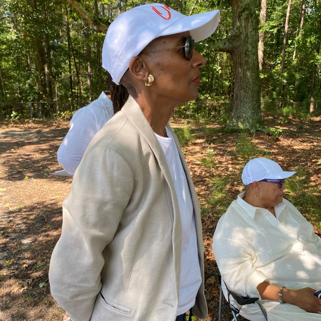 Episcopal Divinity School tweet media