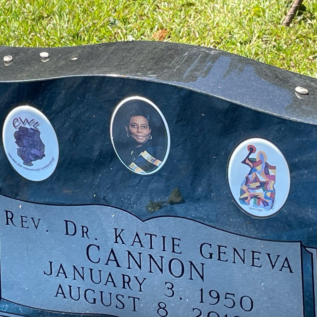 Episcopal Divinity School tweet media