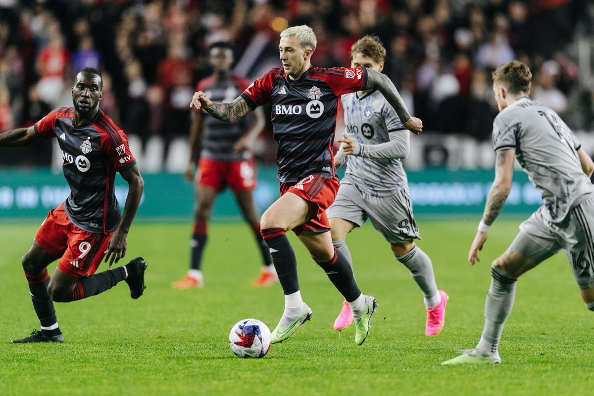 WakingtheRed's tweet photo. It feels like forever since we last saw Toronto FC on the pitch. 

#MLS action returns Sunday night with a #401 Derby as #TFClive host #CFMTL at BMO.

@aasimhashim sets you up for the latest ‘Canadian Classique’ ⤵️
https://t.co/WyoJAApjOf

📸: @seanpollock https://t.co/xBI4RCzKld