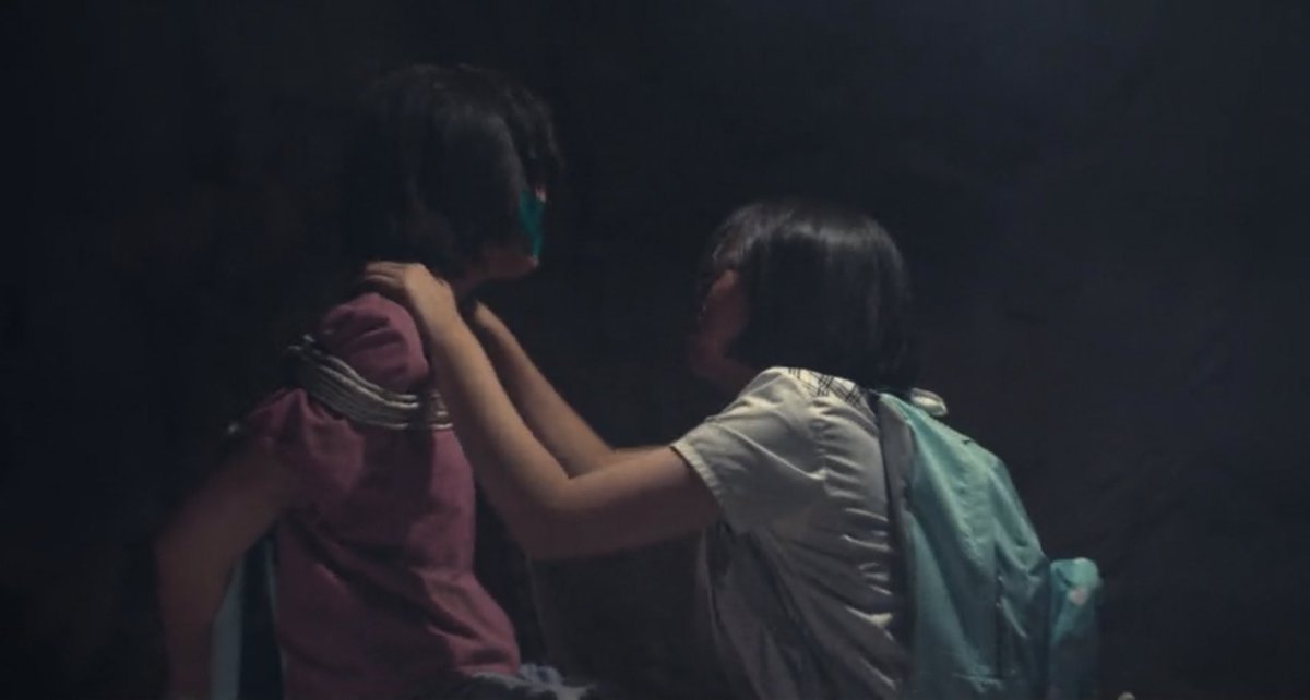 벅차는 마스크걸 설정
미모 춘애 거꾸로 한 예춘 모미

원작에선 미모춘애가 갈등 때문에 어긋나서 
다음세대는 서로 의지하고 희망을 찾으라는 의미였는데
드라마 미모춘애는 서로를 끝까지 지켜내기 때문에
다음세대도 그럴 수 있었다는 것 같아서 더 애틋해짐..